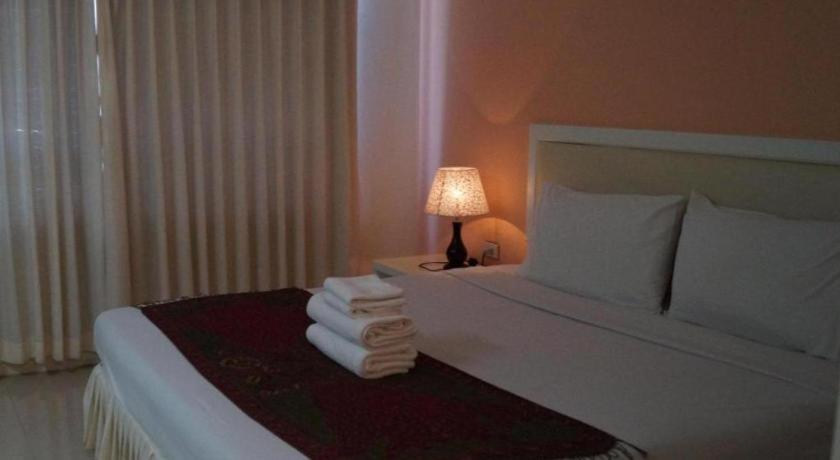 Seng Aroun Hotel Pakse Dış mekan fotoğraf